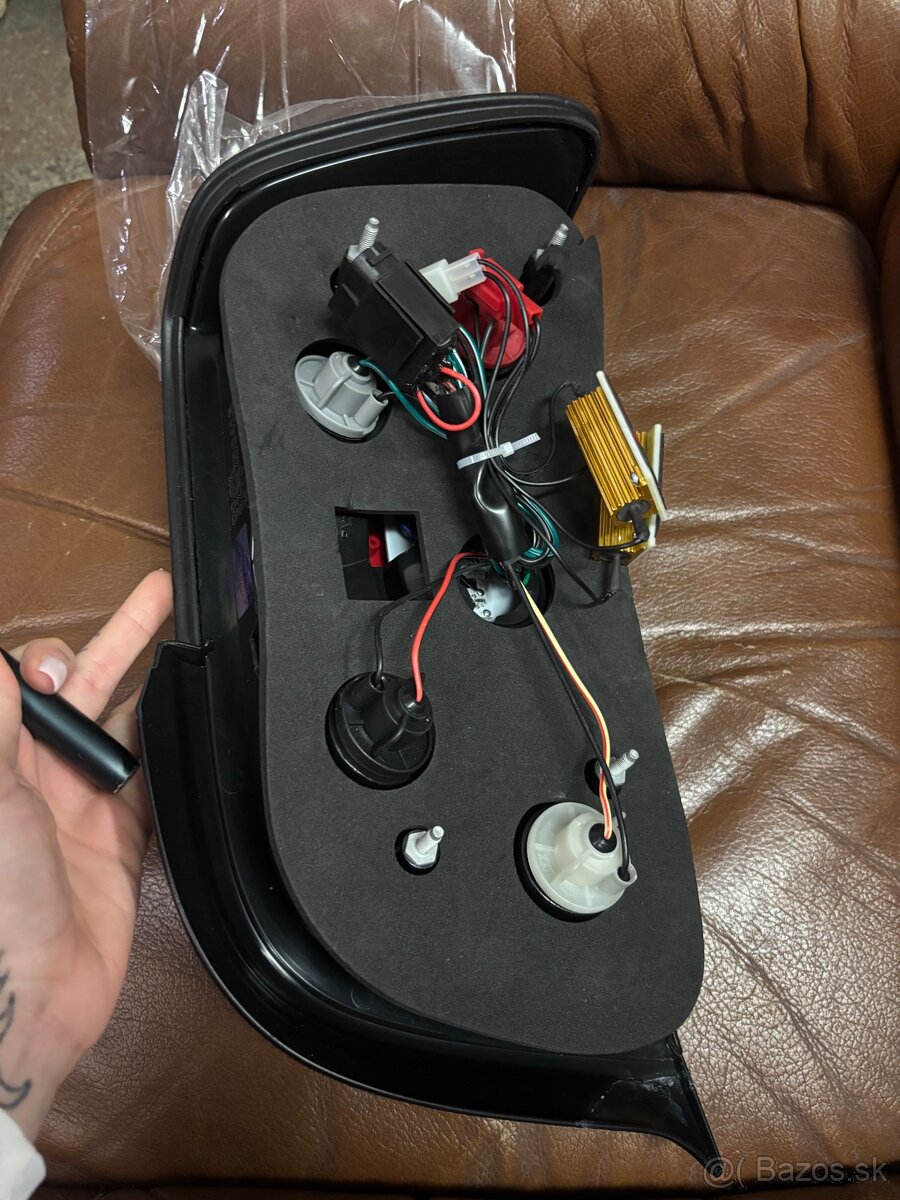 Zadné svetla certifikované BMW E36 coupe - 4