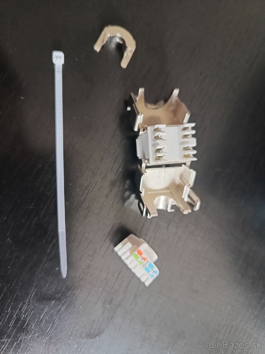 Keystone Jack Cat 5E, RJ45/s - 4