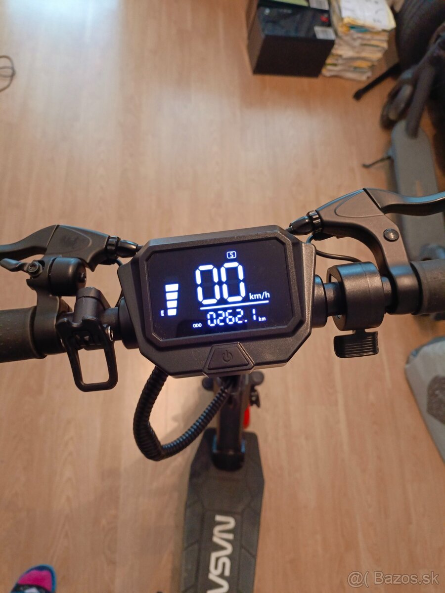 Elektrická kolobežka NASA earth 10-15 čierna - 4