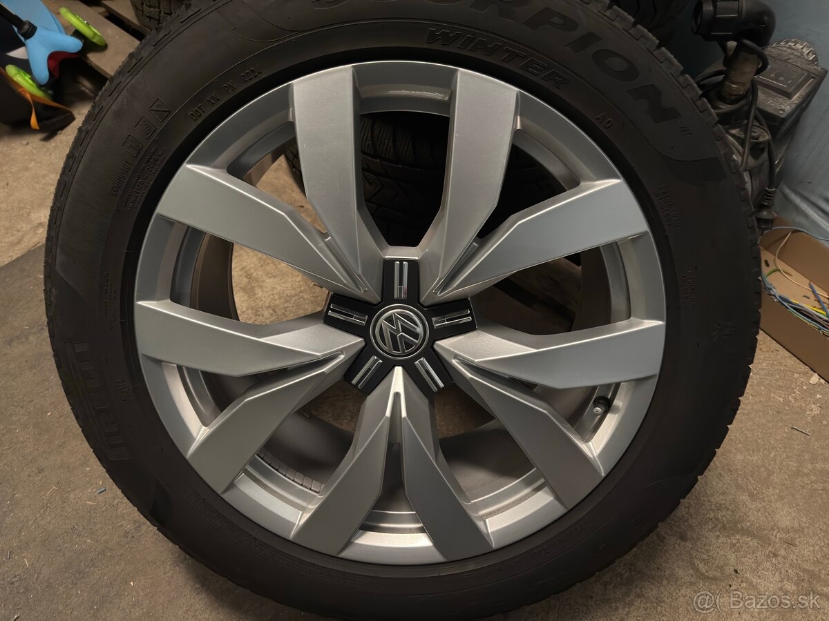 Volkswagen Toureg R20 - 4