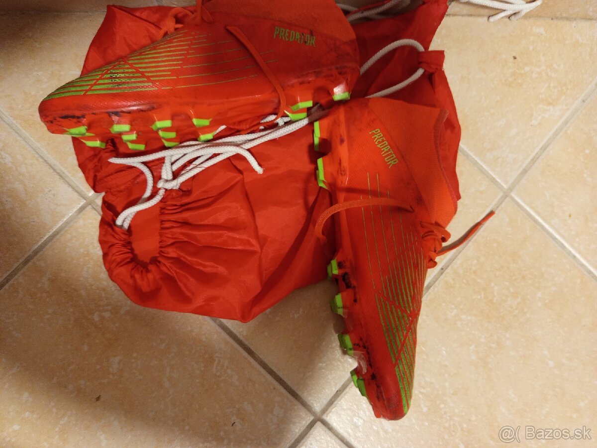 kopačky Adidas Predator. - 4
