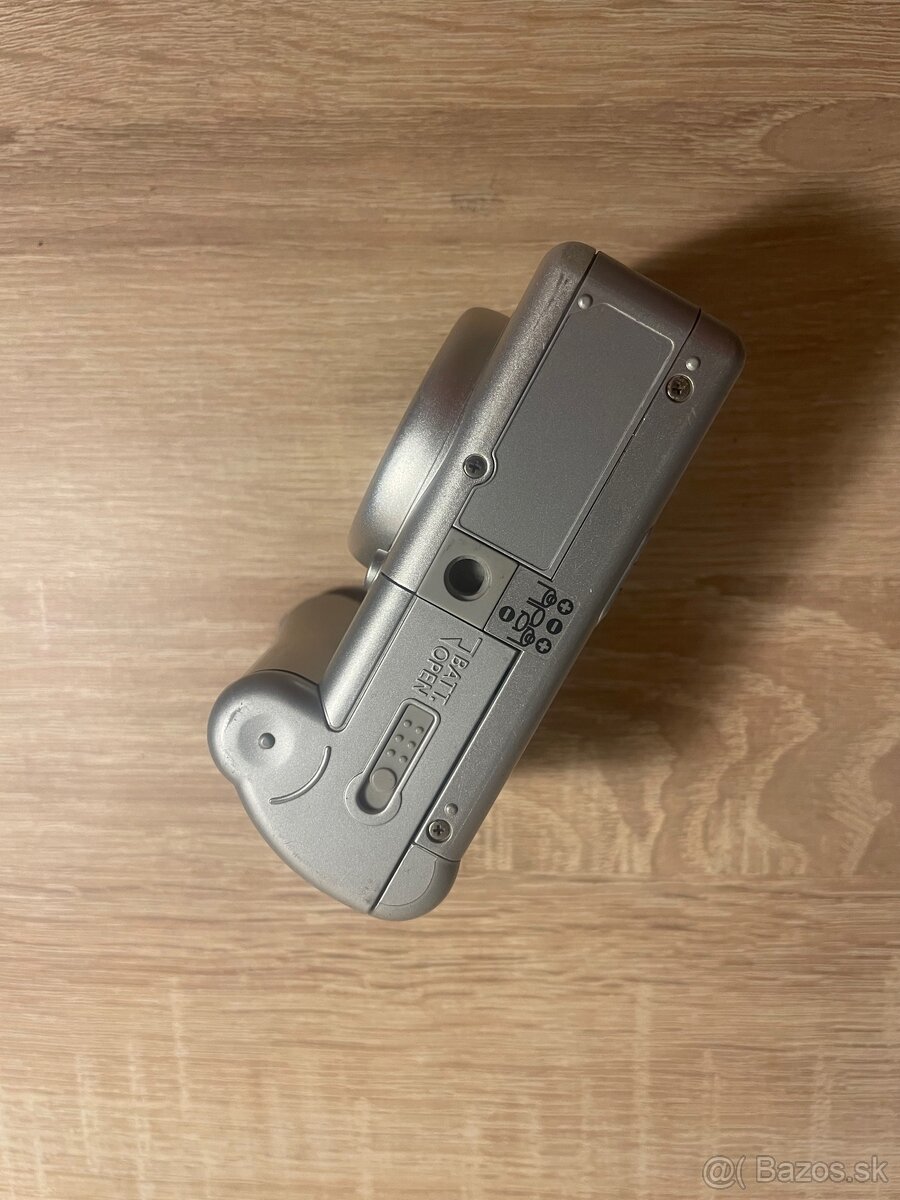 Canon Powershot A75 - 4