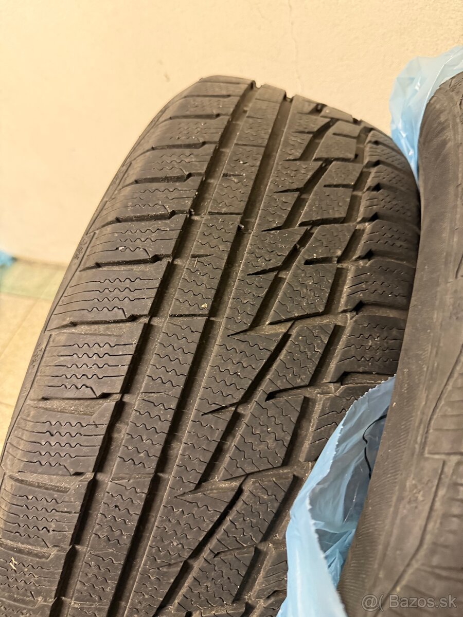 Pneumatiky 235/55 R18 - 4