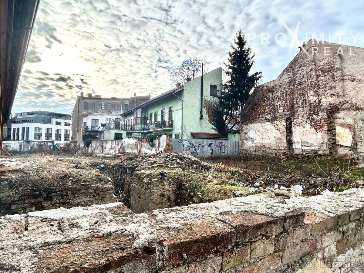 REZERVOVANÉ Pozemok v HISTORICKOM CENTRE Košíc - 4