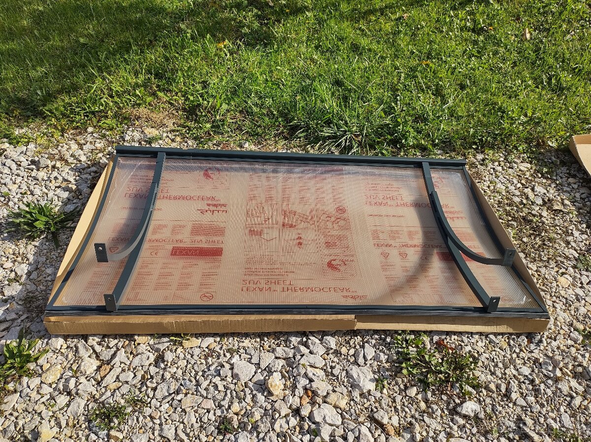 Streška nad vchodové dvere 160x85x28cm - 4