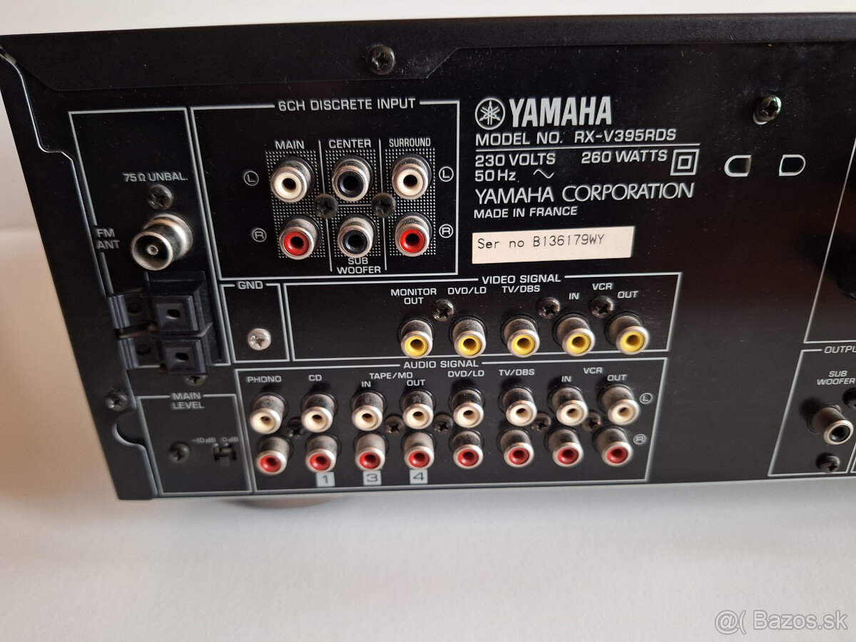 Zosilňovač YAMAHA RX V395RDS - 4