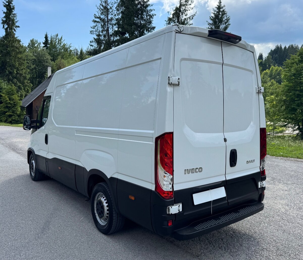 Iveco Daily 2.3 klima automat Znizena cena - 4