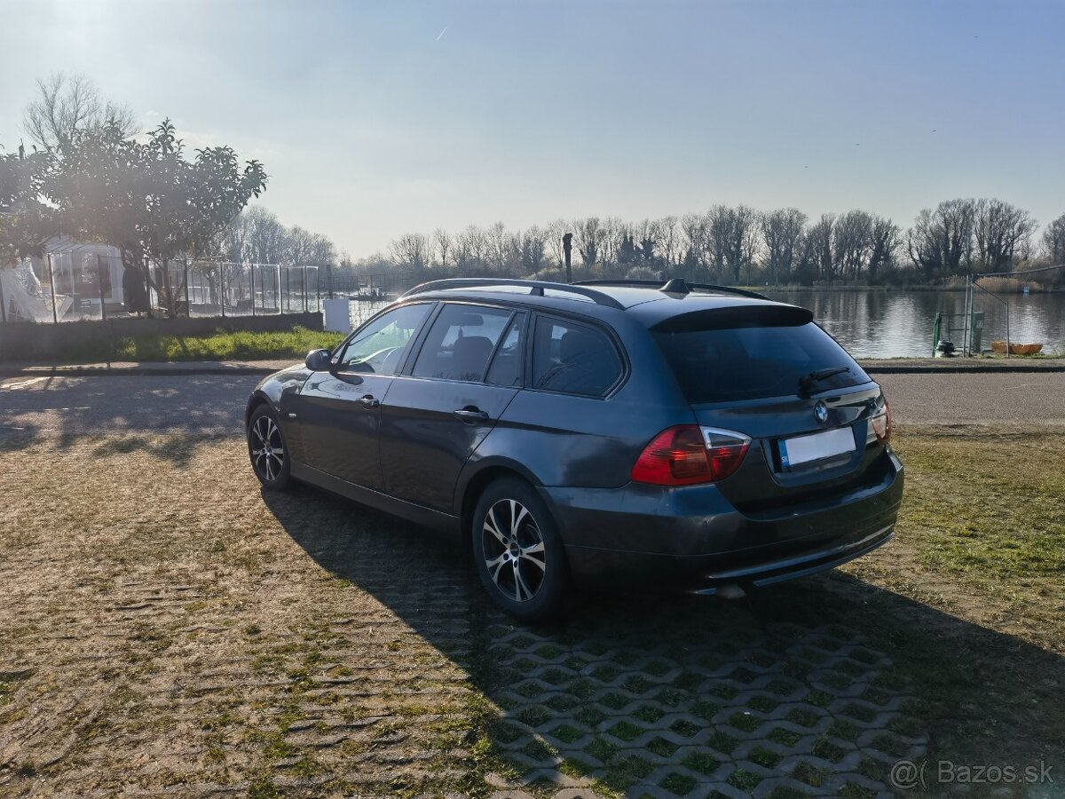 BMW E91 320D 120kw Touring - 4
