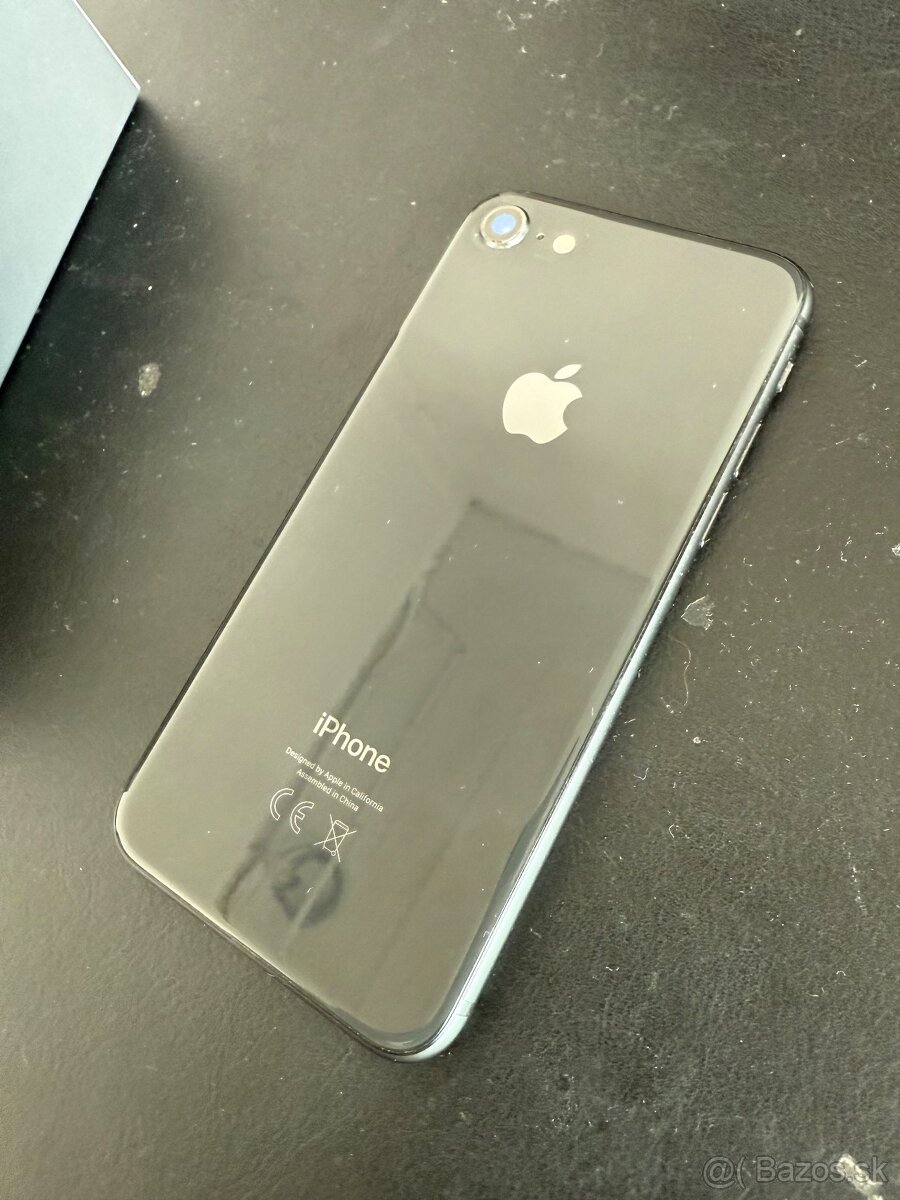 iPhone 8 128GB - 4