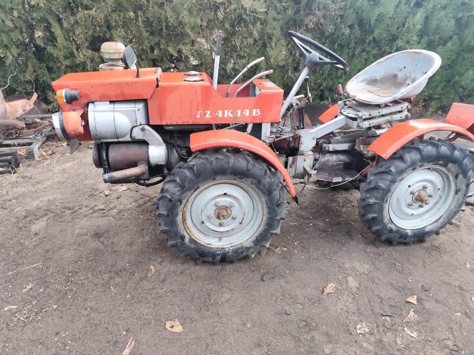 Kupim aj poškodeny malotraktorov tz4k a mt8 - 4