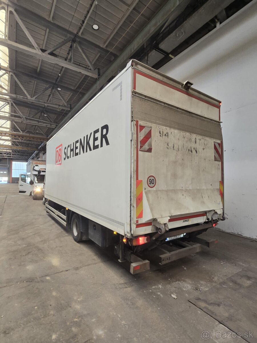 Predám Renault Midlum - 4