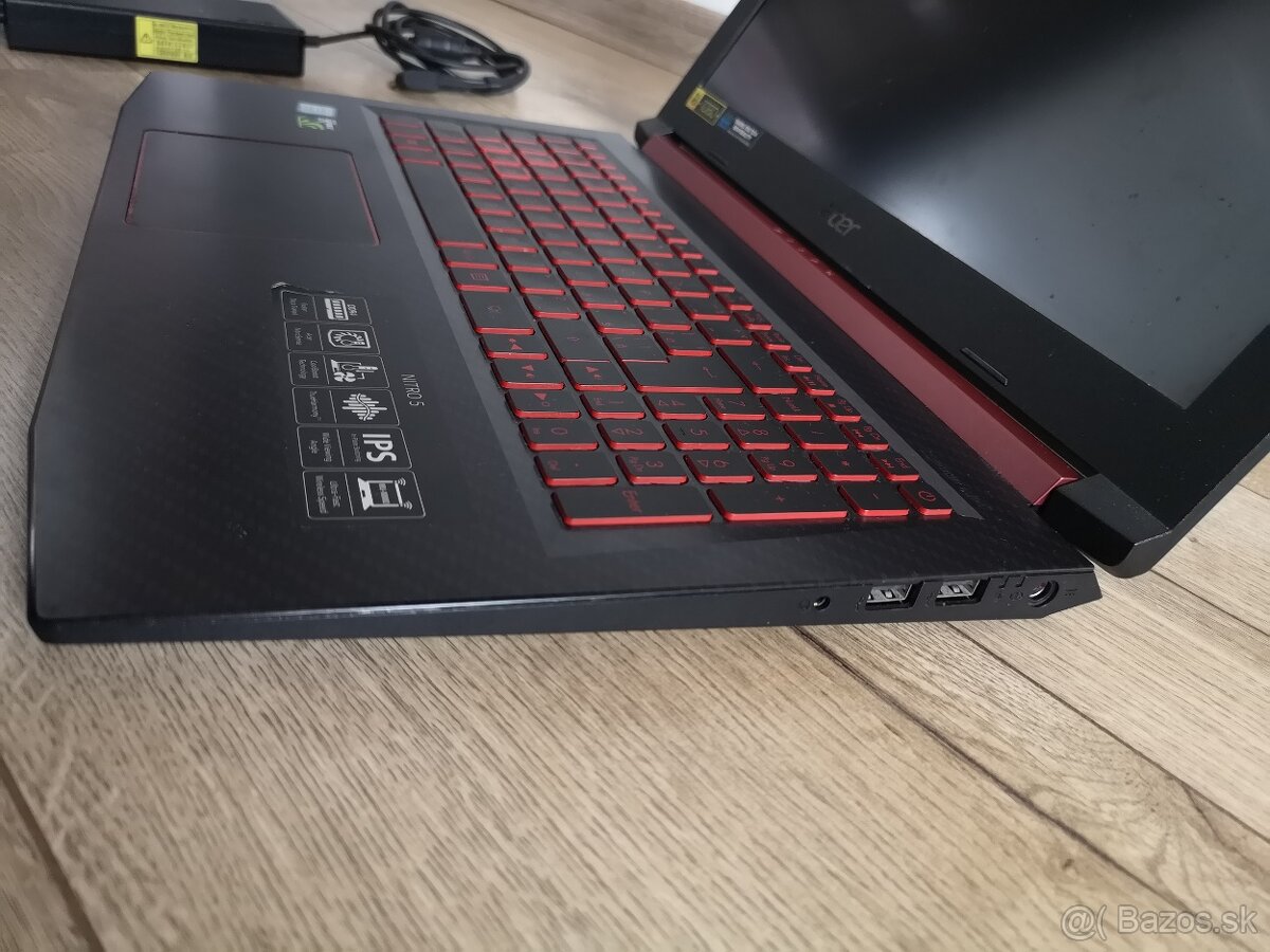Acer Nitro5 Gaming Laptop - 4