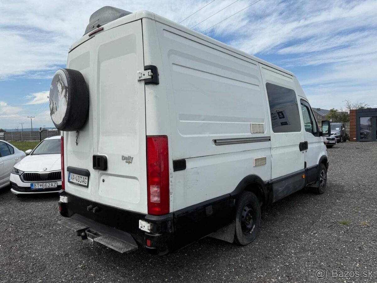 Iveco Daily 2,8D Karavanová prestavba - 4