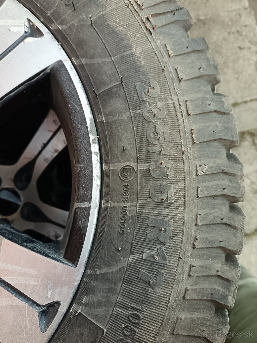 5x127 r17 235/65 17 - 4