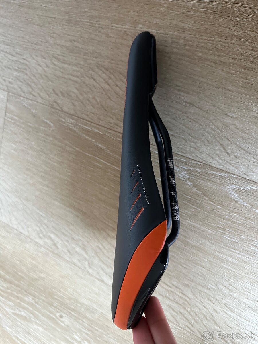 Sedadlo na bajk fi’zik:k - 4