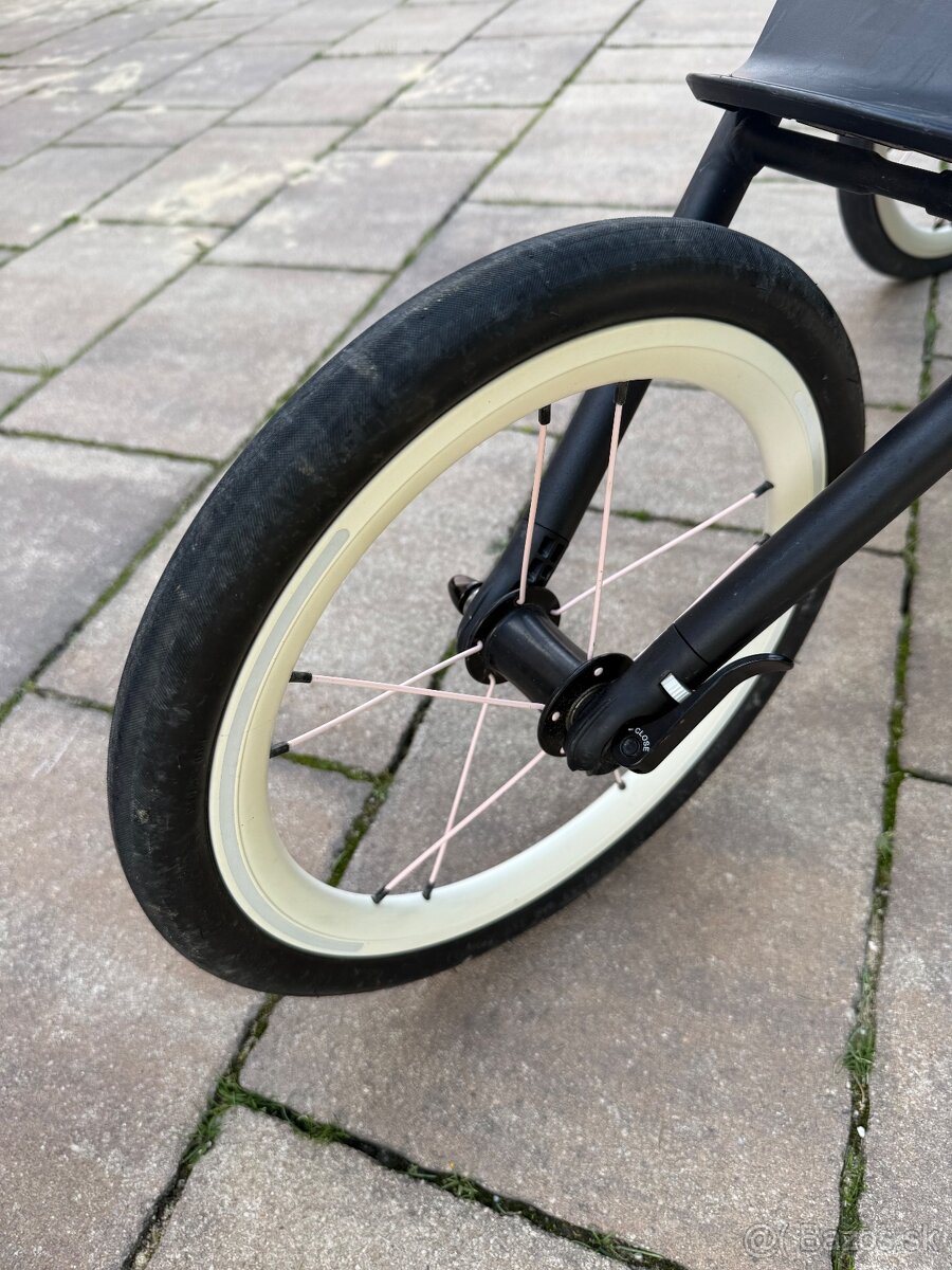 Kočiar Cybex Avi Spin - 4