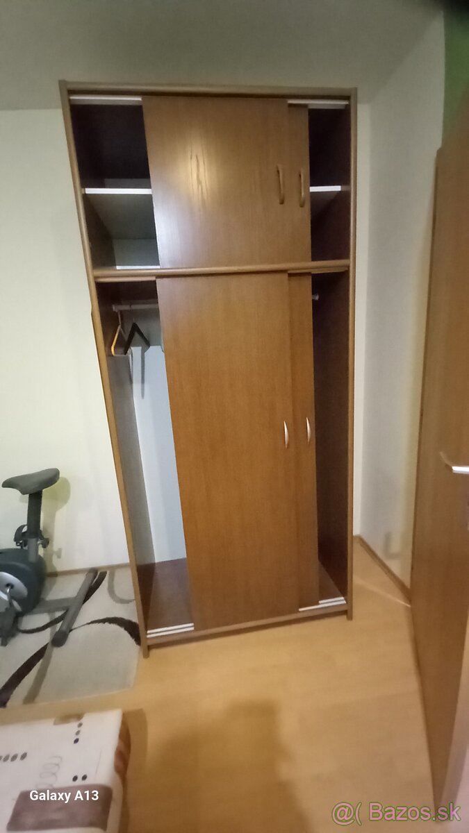 Šatníková skriňa - 4