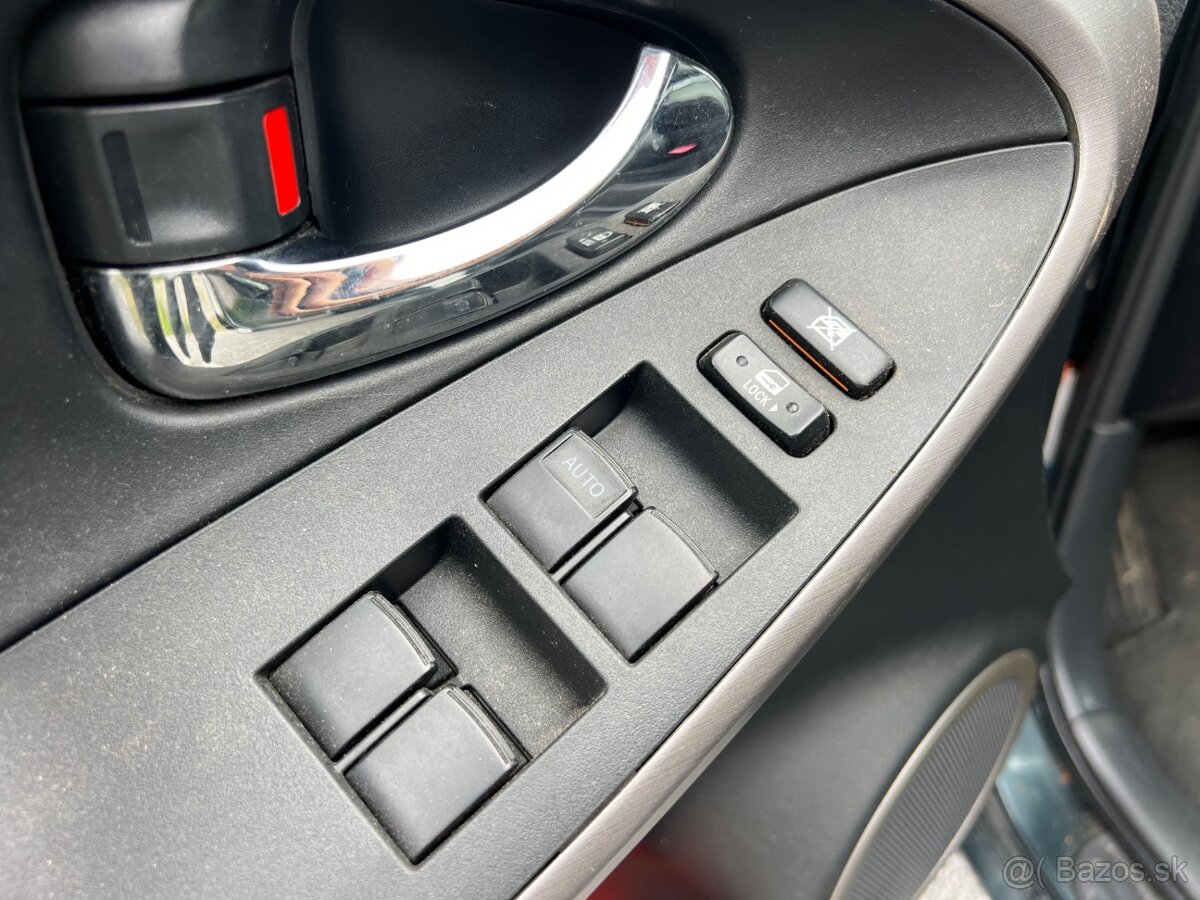 Toyota RAV4 2.2 D-4D 180 X+ - 4