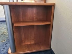 Stolík pod televízor - 4