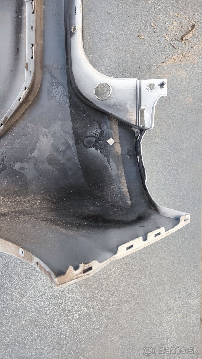 Predám zadný nárazník na Daciu Sandero - 4