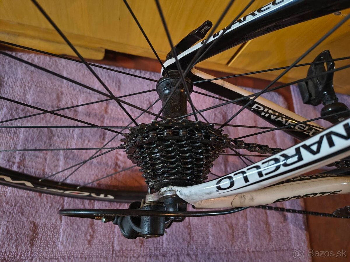 Cestný bicykel PINARELLO - 4