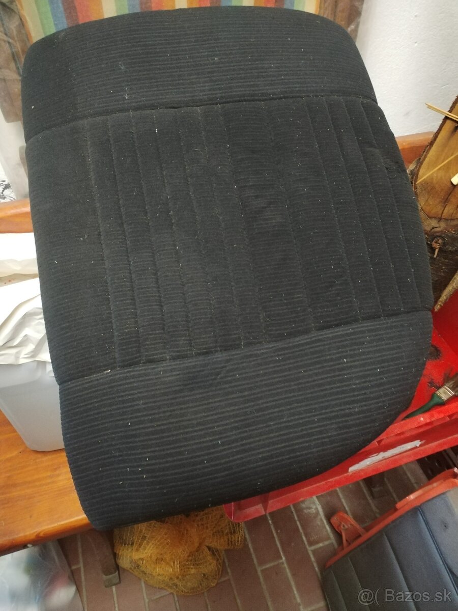 Predné sedacky - 4