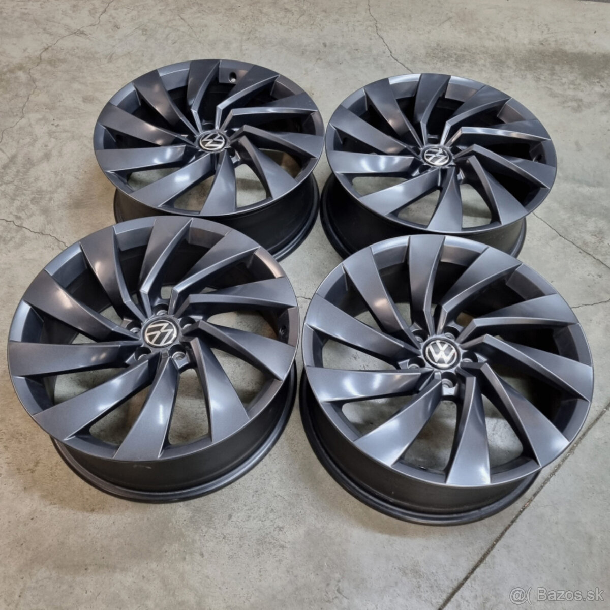 Hliníkové disky 5x112 R20 8J ET40 - 4