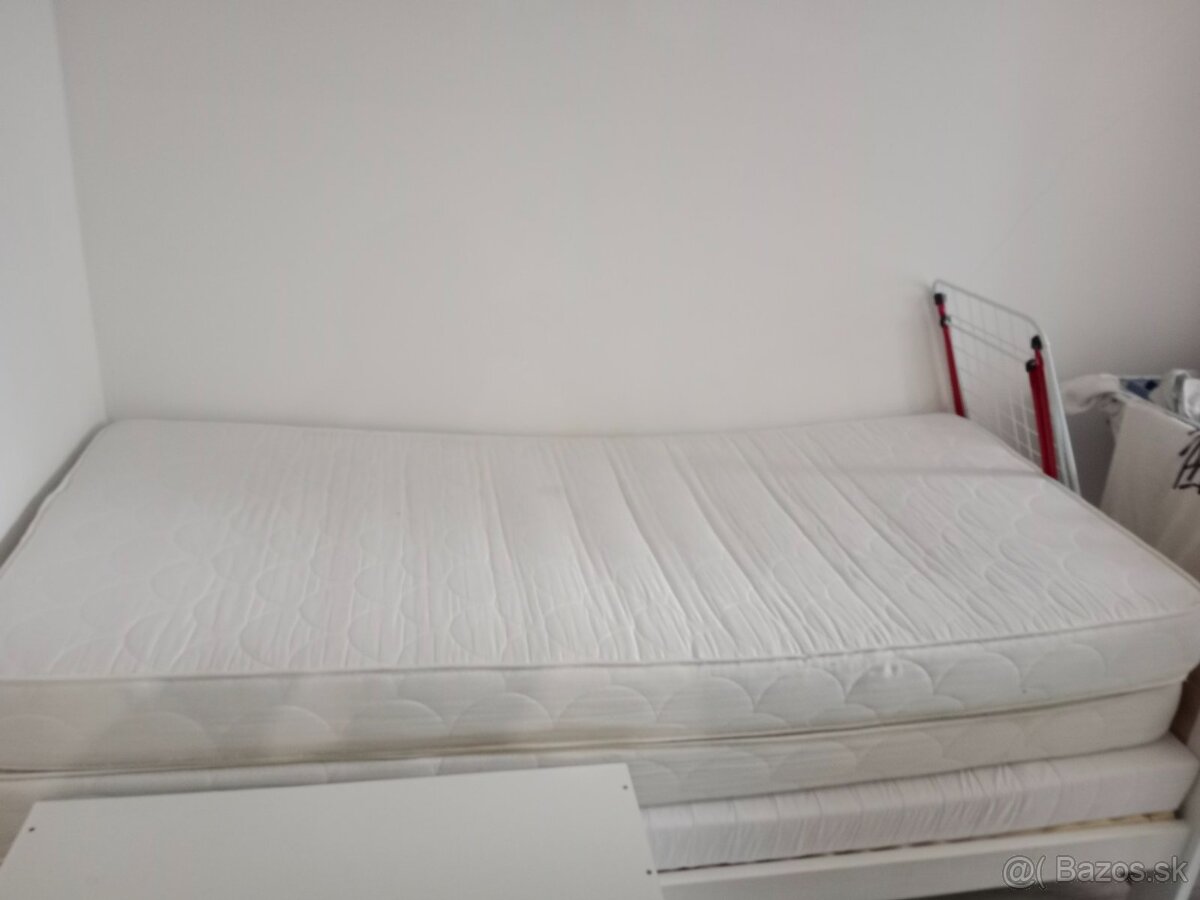 Písací stôl, matrace - 4