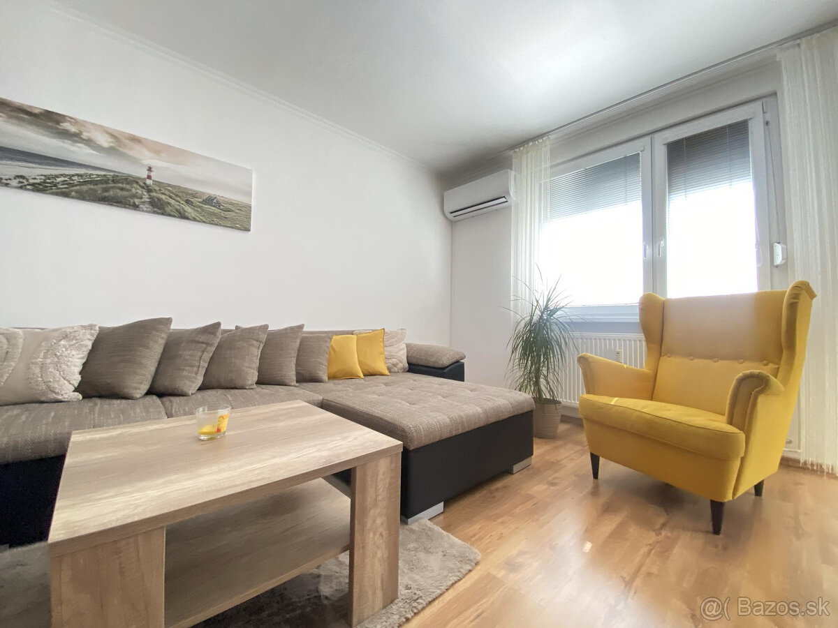 Na PREDAJ kompletne zariadený 3 izbový byt po rekonštrukc - 4