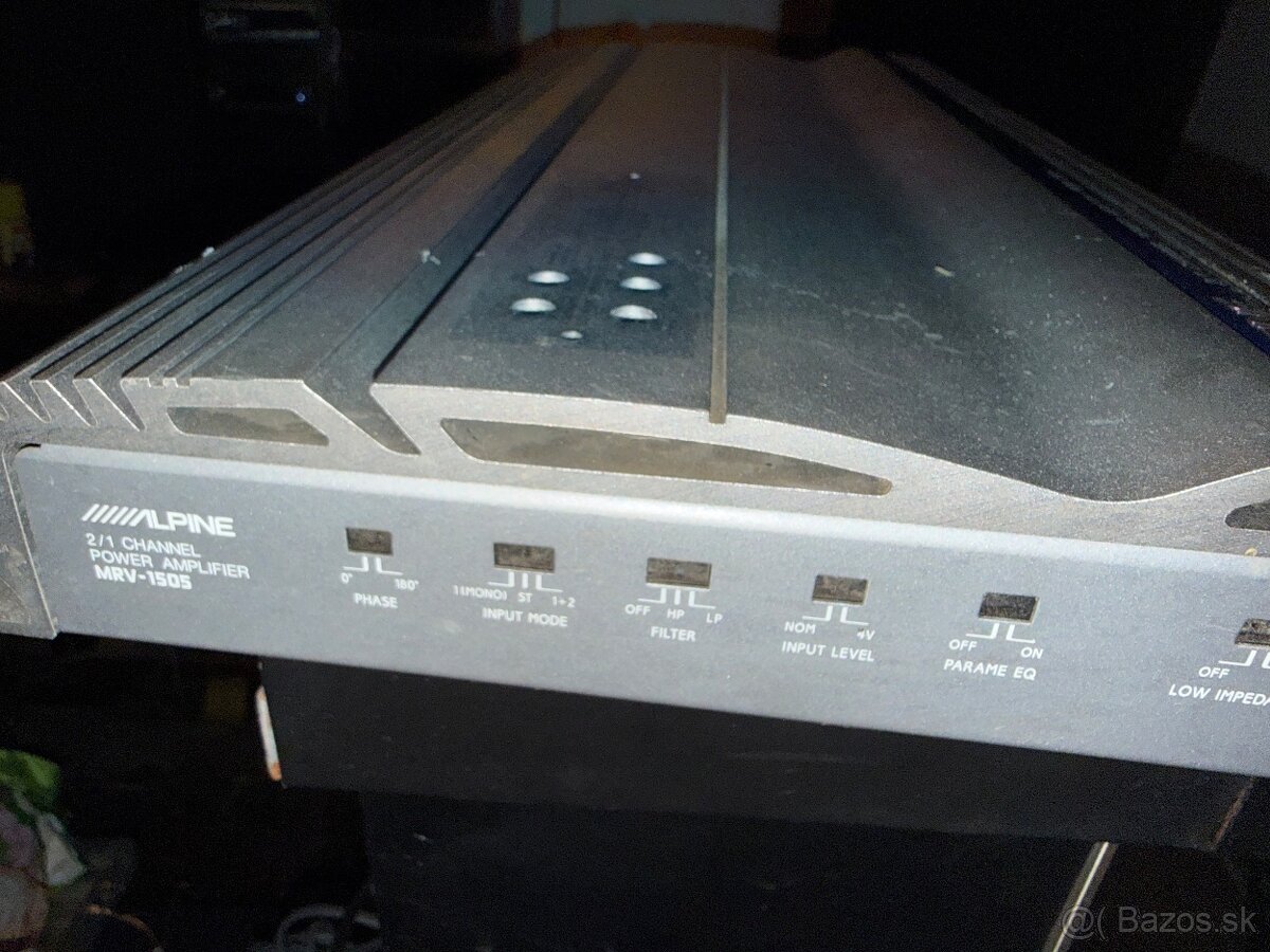 Alpine MRV-1505 - 4