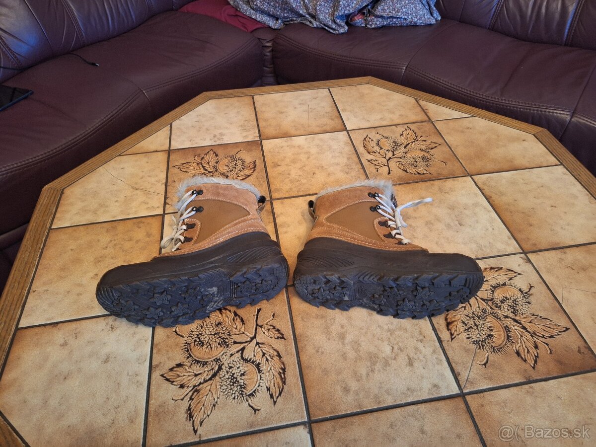 Predam topanky the north face - 4