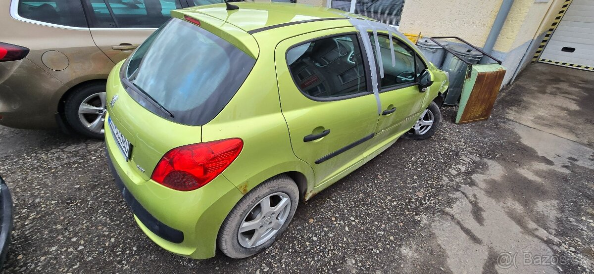 Predám na náhradné diely - 4