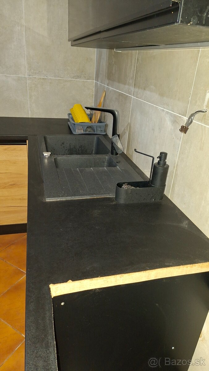 kuchynská linka - 4