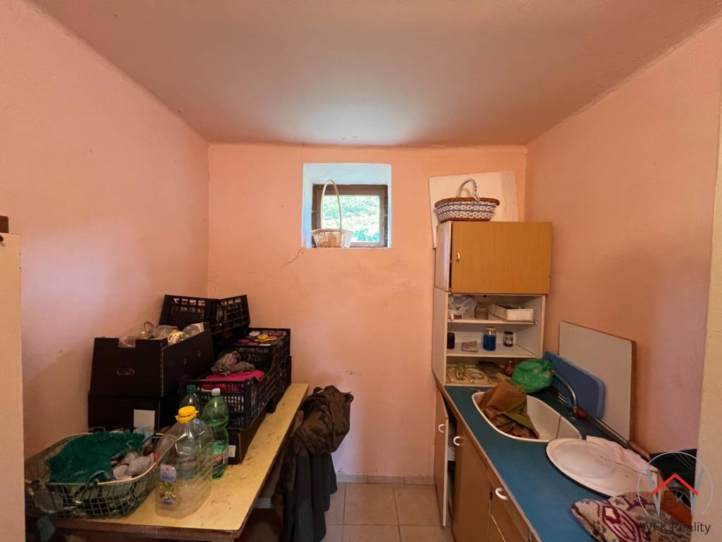 Predaj rod. domu vo Vislave –Ideálny pre trv. bývanie aj cha - 4