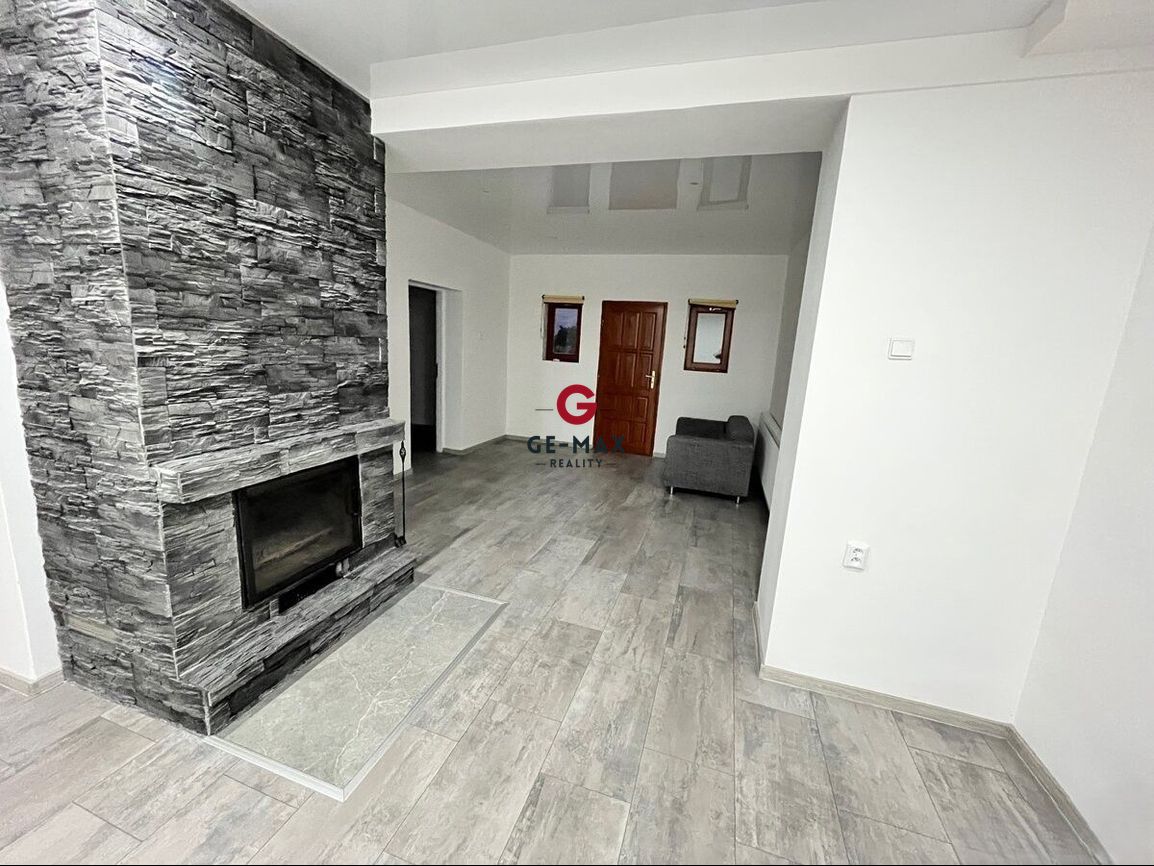 NA PREDAJ: kompletne moderný zrekonštruovaný rodinný dom v - 4