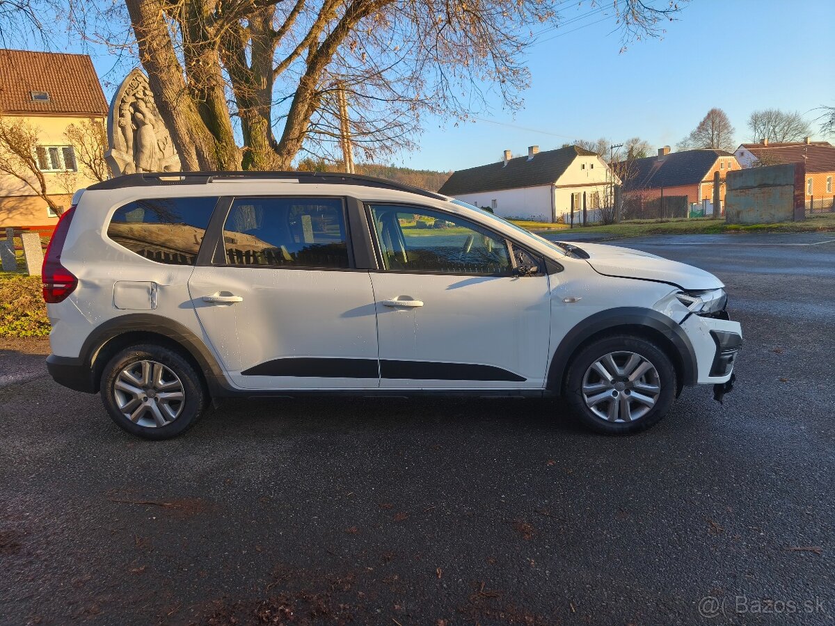 Dacia Jogger 1.0 TCe, 7 míst, 7.394 km - 4