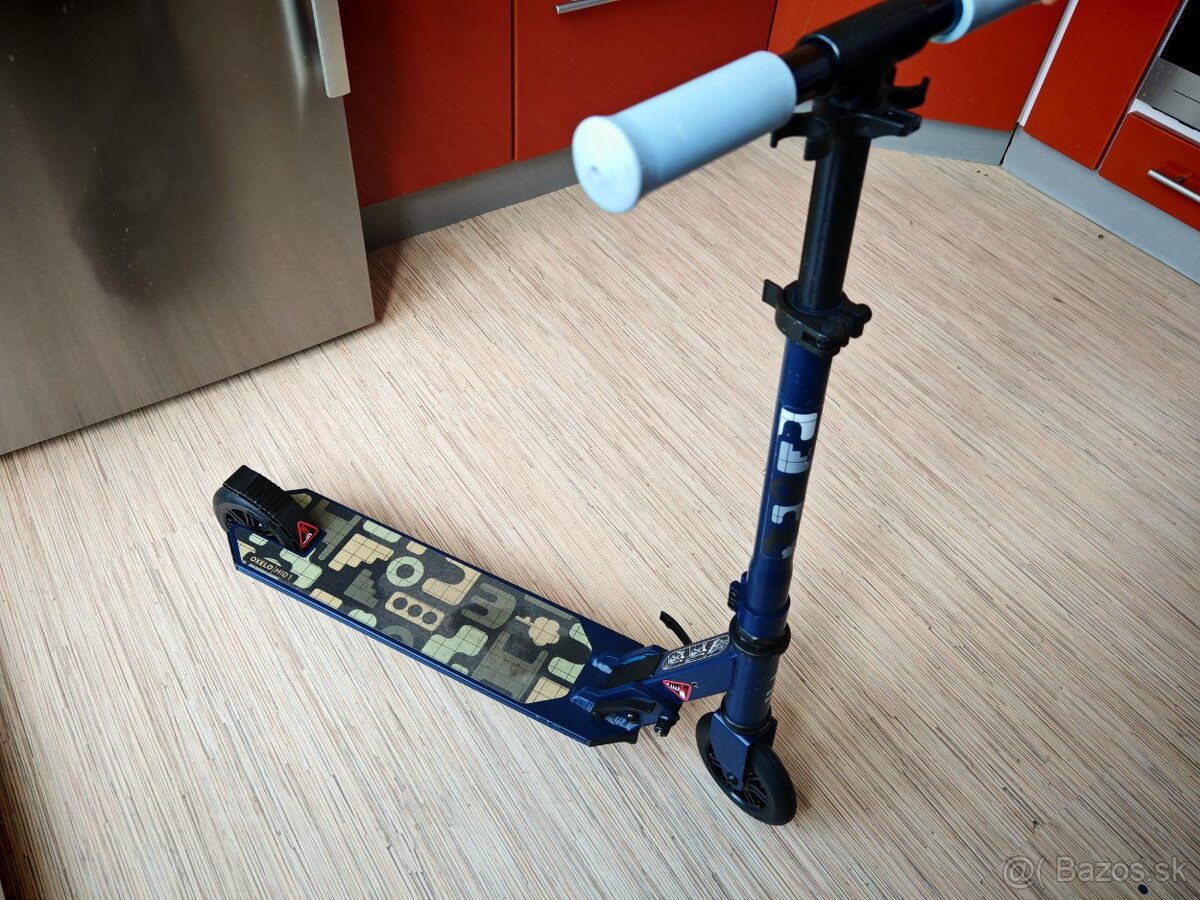 Detská kolobežka OXELO MID1 Galaxy Blue - 4