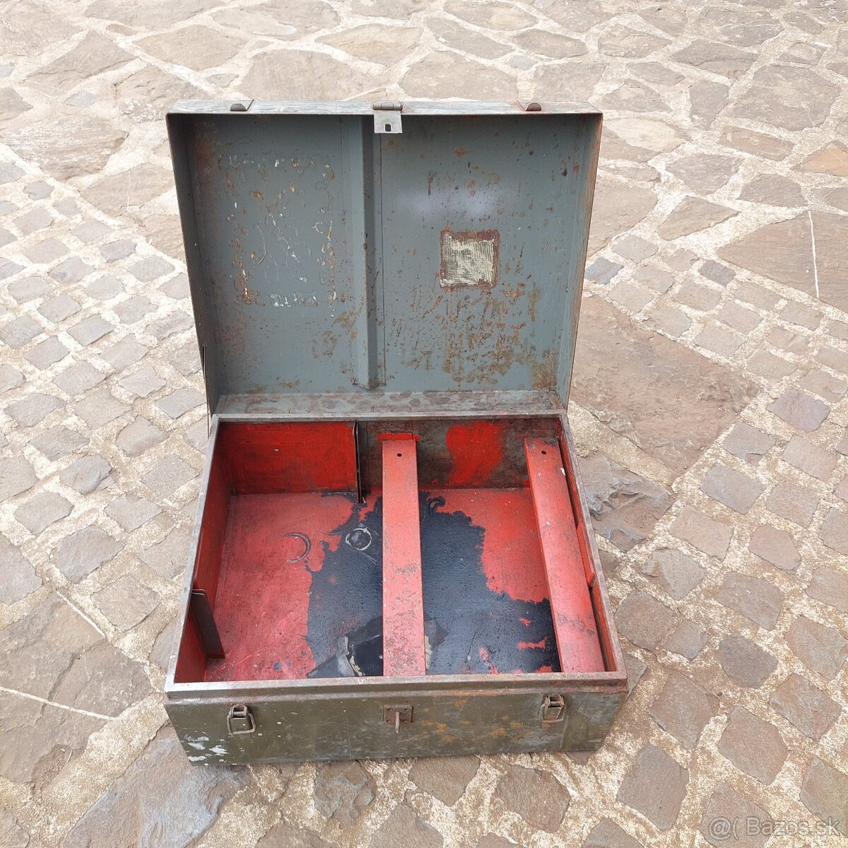 Vojenská bedňa - 4
