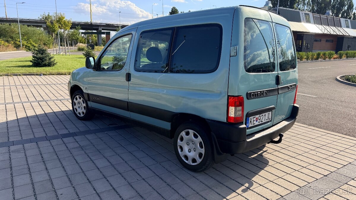 Citroen Berlingo 1.4b 2009 5mistne - 4