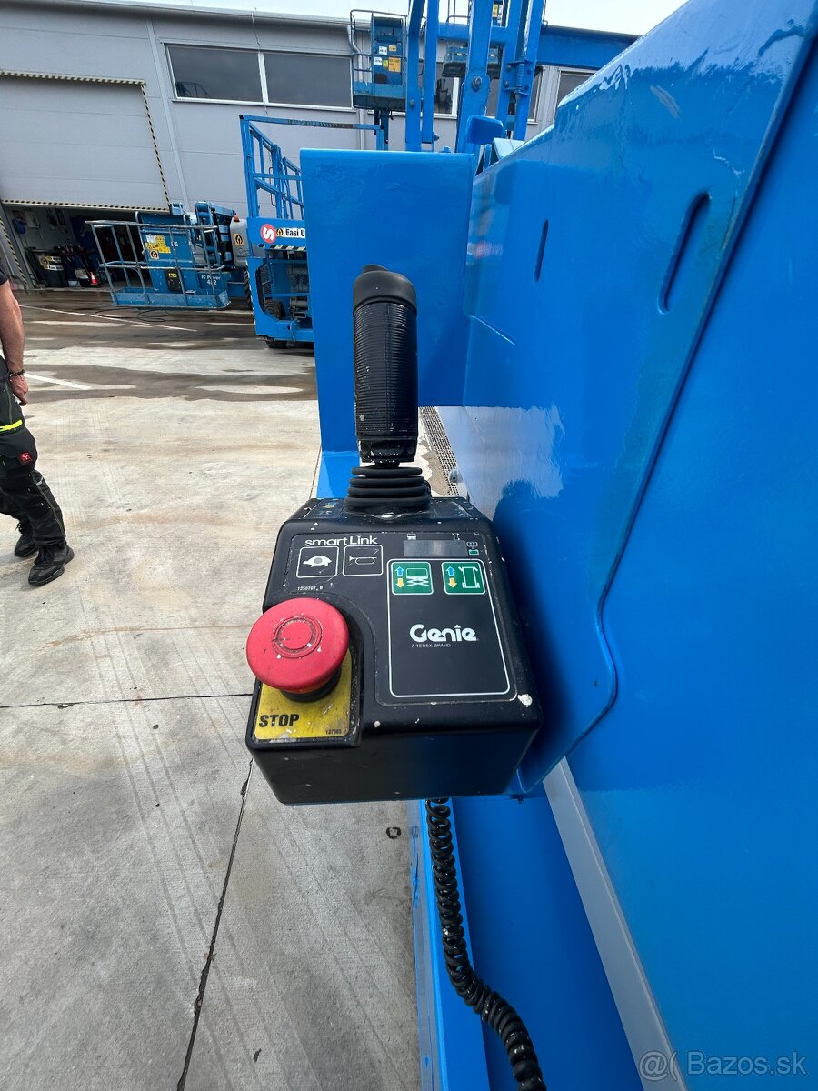 Nožnicová pracovná plošina batériová Genie GS4047 - 4