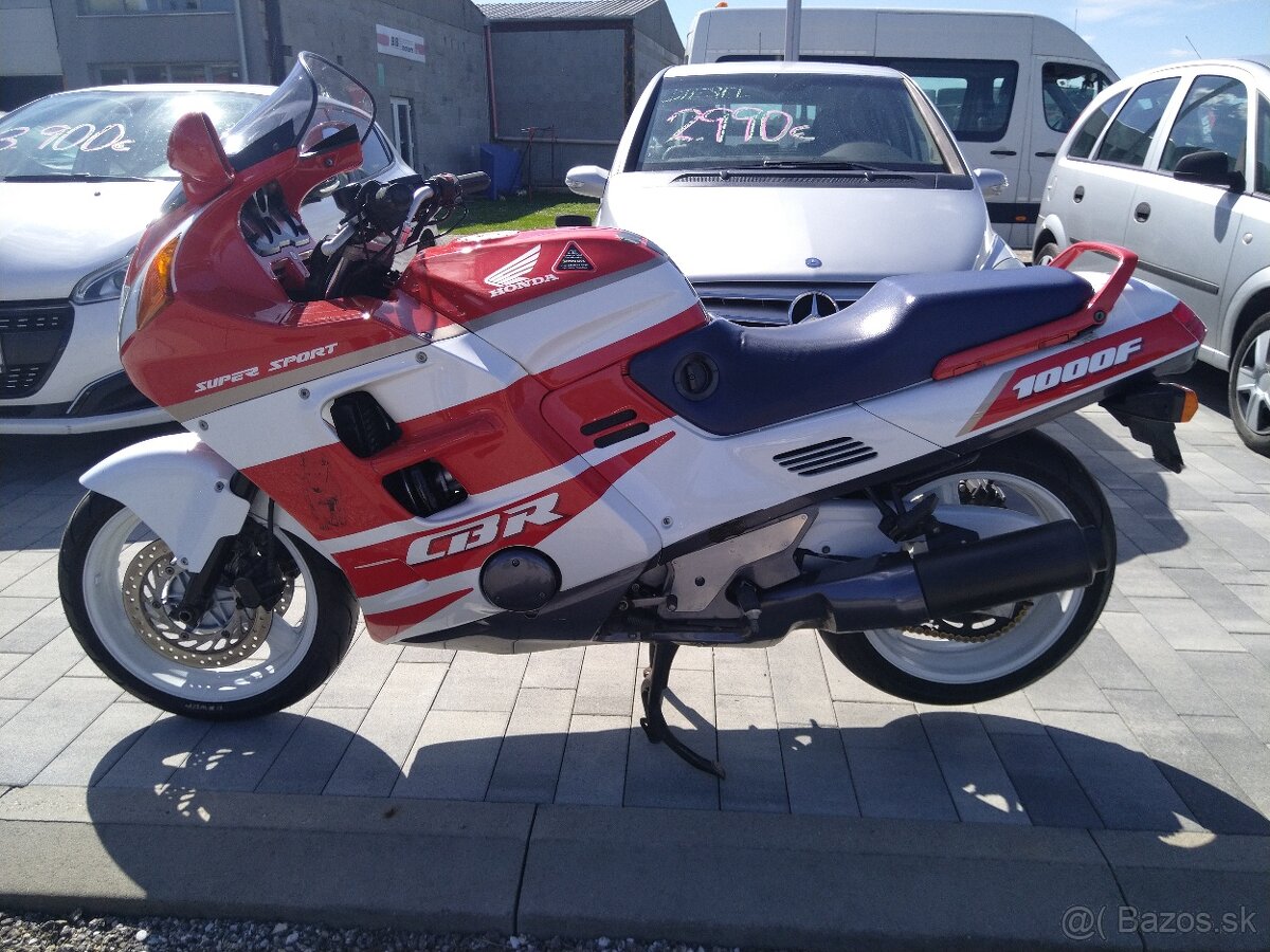 Honda CBR 1000 F - 4