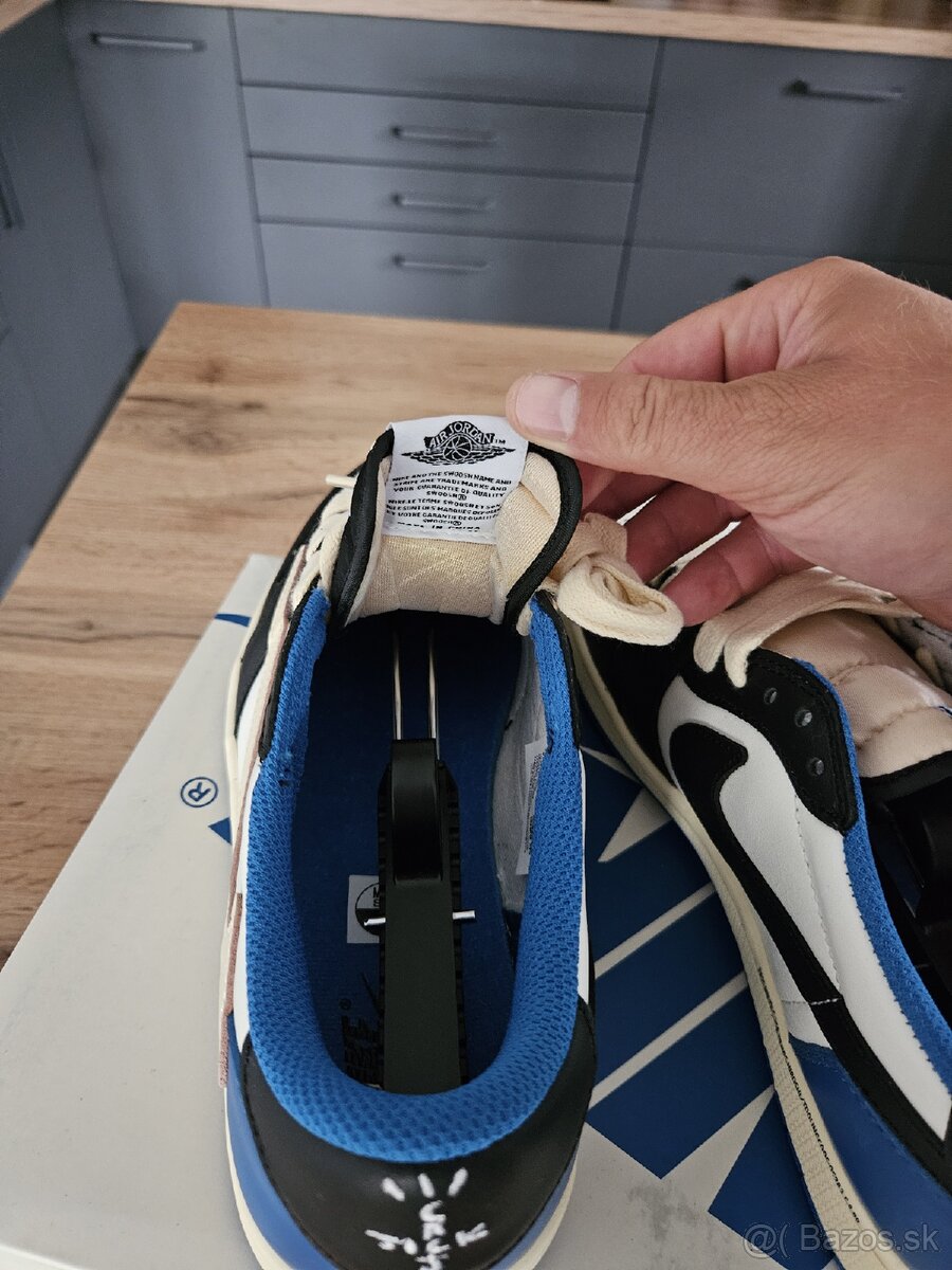 Nike Air Jordan Low - 4