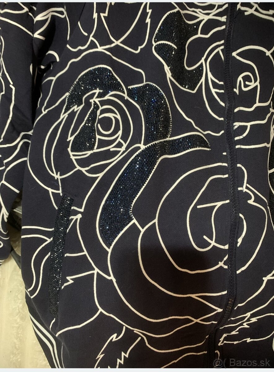 Elegantný vychádzkový overal. - 4