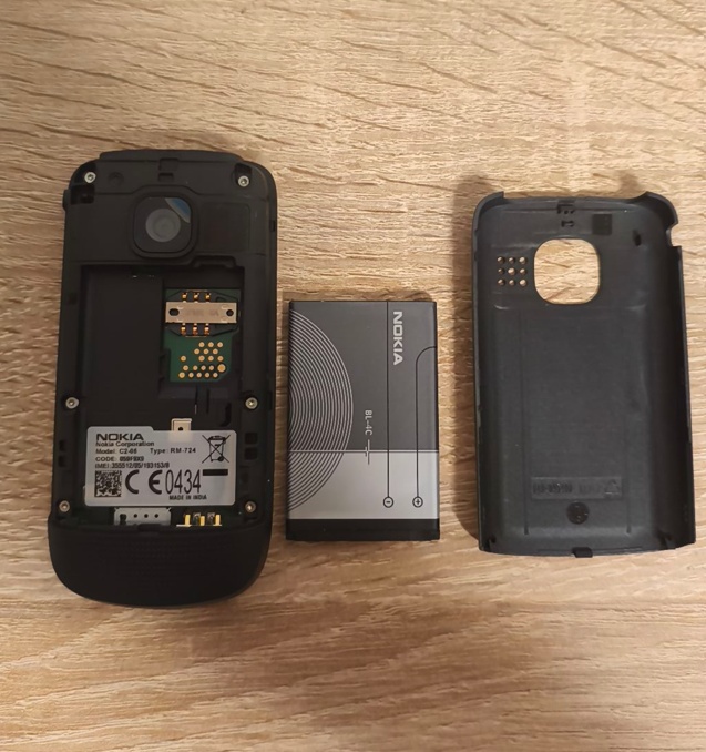 Predám Nokiu C2-05 - 4