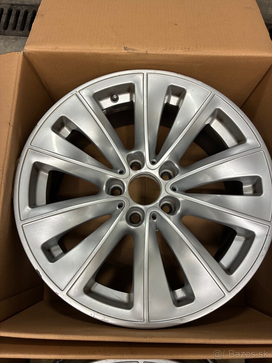 WSP Italy 18x8J ET20 5x120 pre BMW - 4