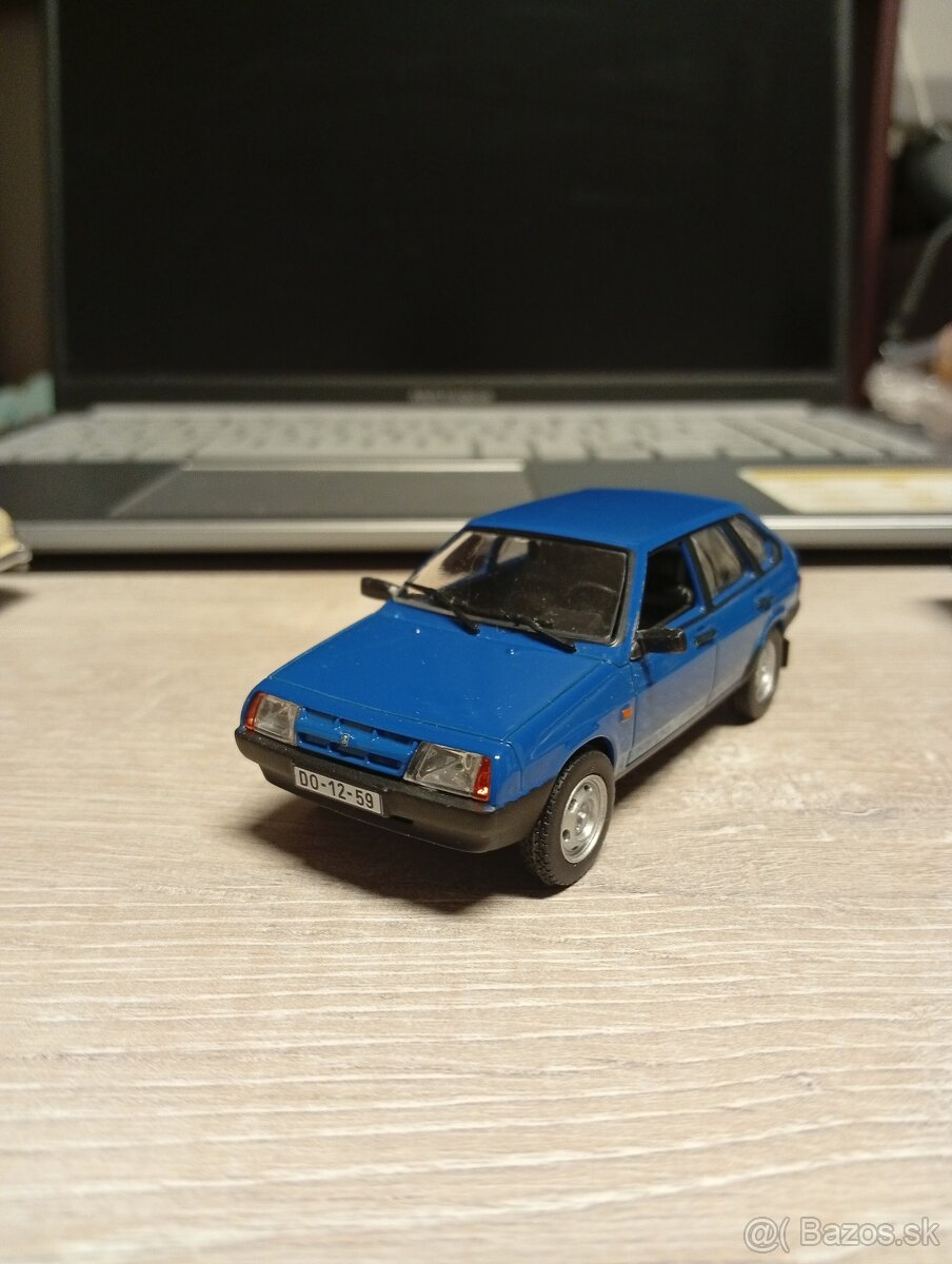 KOVOVÉ MODELY 1.43 - 4