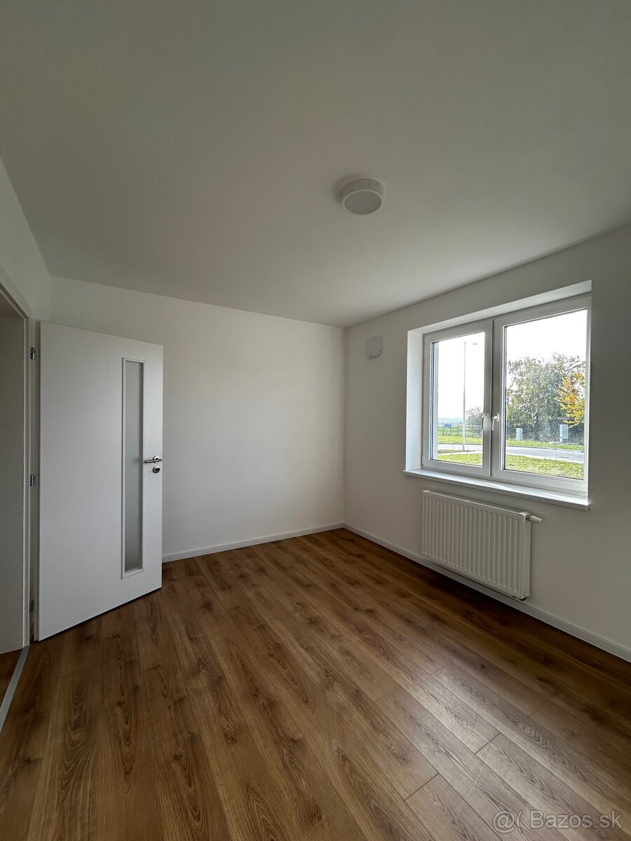 2- a 3- izbové byty do nájmu v Obytnom súbore Benát - 4