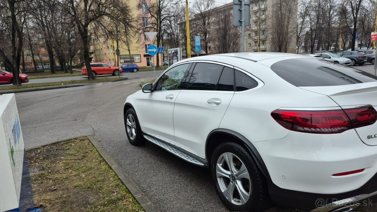 Predám Mercedes-Benz GLC Kupé 220 d 4MATIC - 4