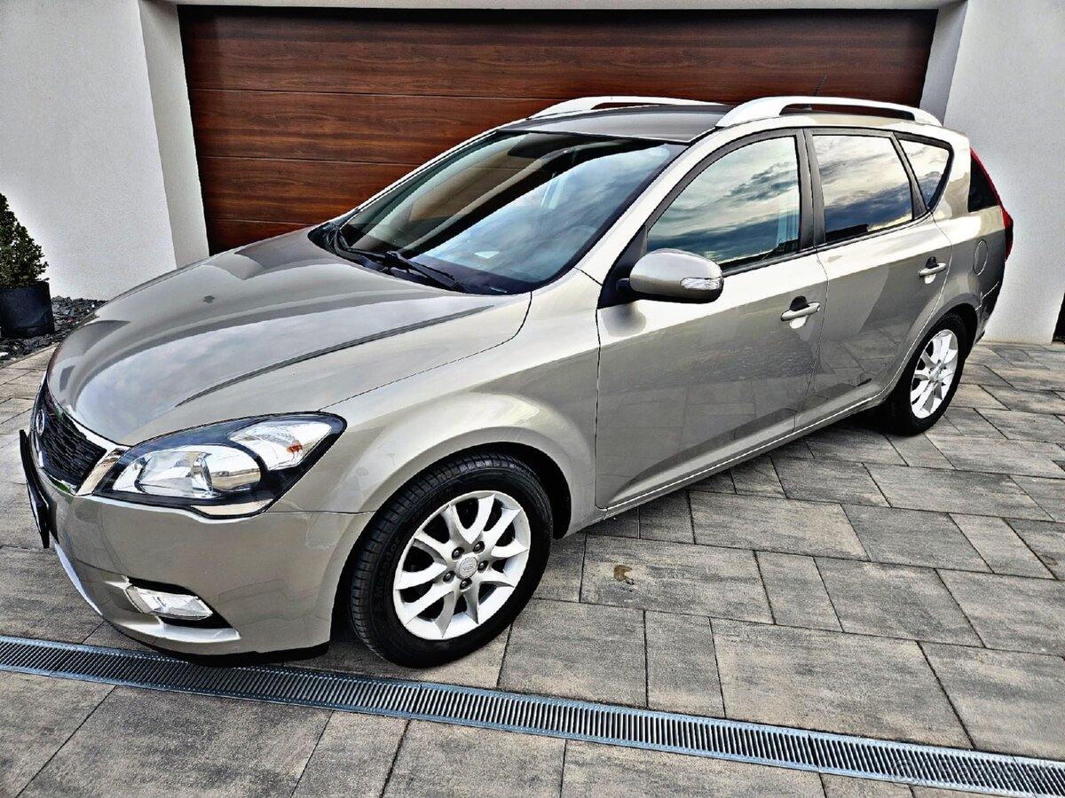 Kia Ceed 1.6 benzín/92kw/184 tis.km - 4