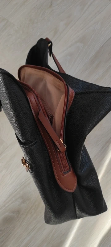 Dámska kabelka - ako nová - 4